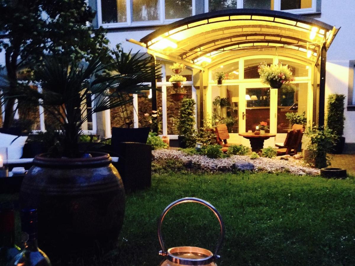 Görlitz Dein Gutshof Hotel & Ferienwohnungen מראה חיצוני תמונה