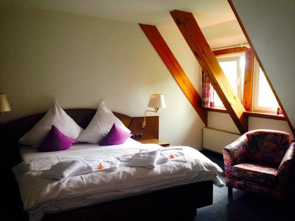 Görlitz Dein Gutshof Hotel & Ferienwohnungen מראה חיצוני תמונה