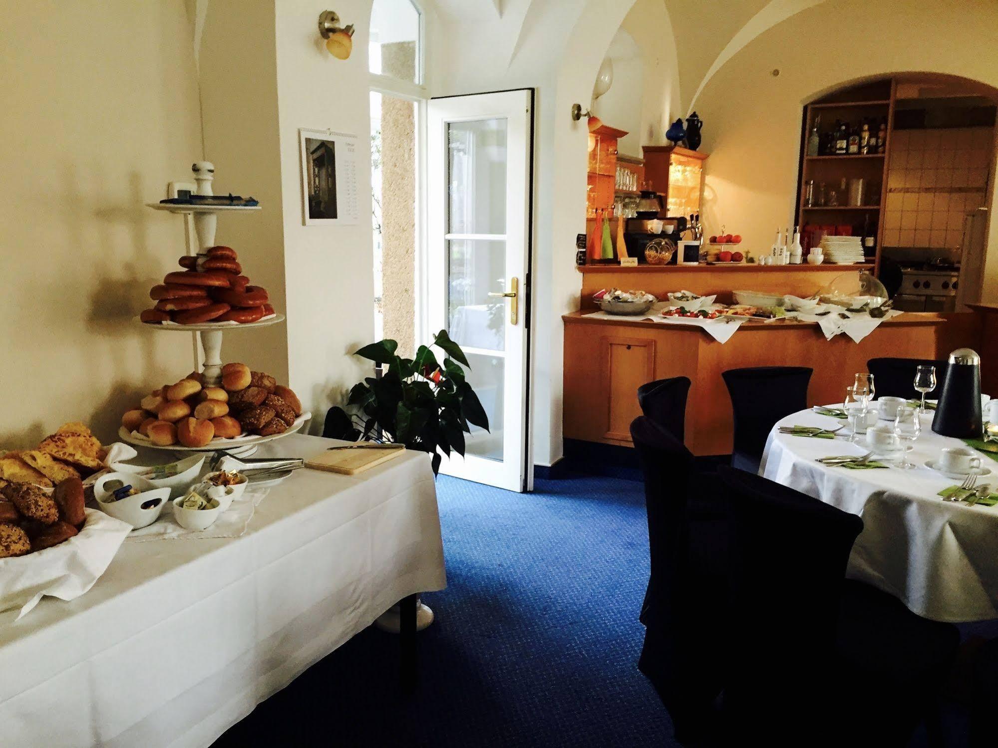 Görlitz Dein Gutshof Hotel & Ferienwohnungen מראה חיצוני תמונה
