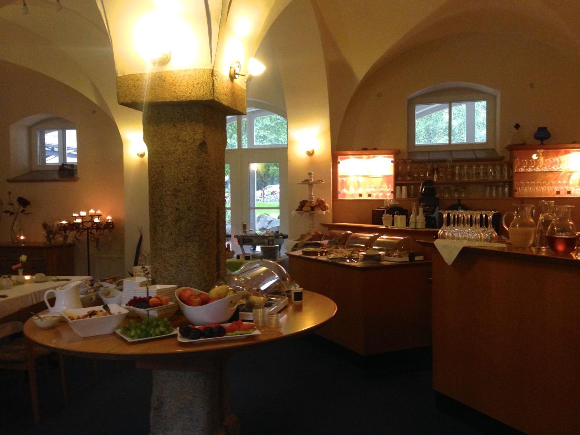 Görlitz Dein Gutshof Hotel & Ferienwohnungen מראה חיצוני תמונה