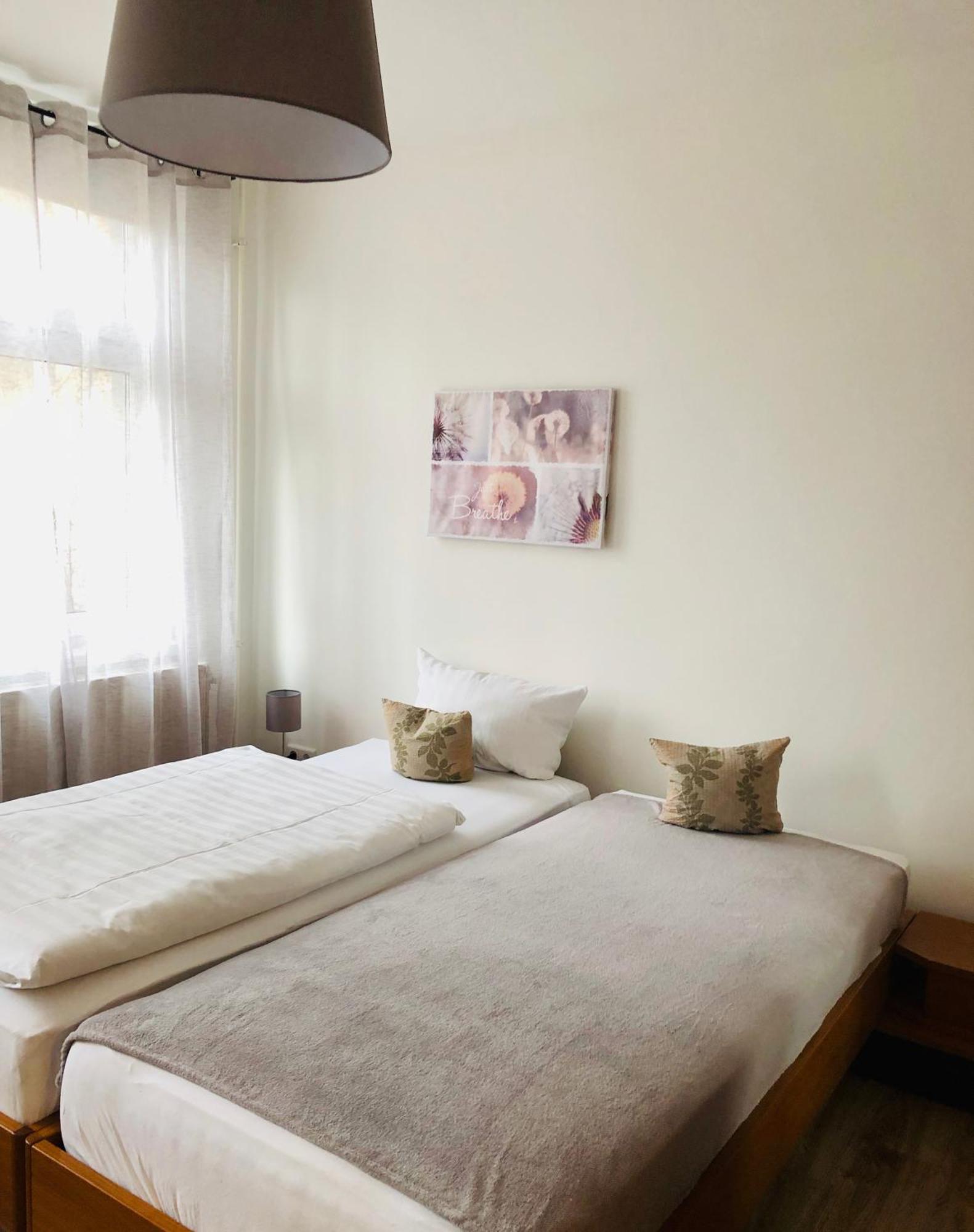 Görlitz Dein Gutshof Hotel & Ferienwohnungen חדר תמונה