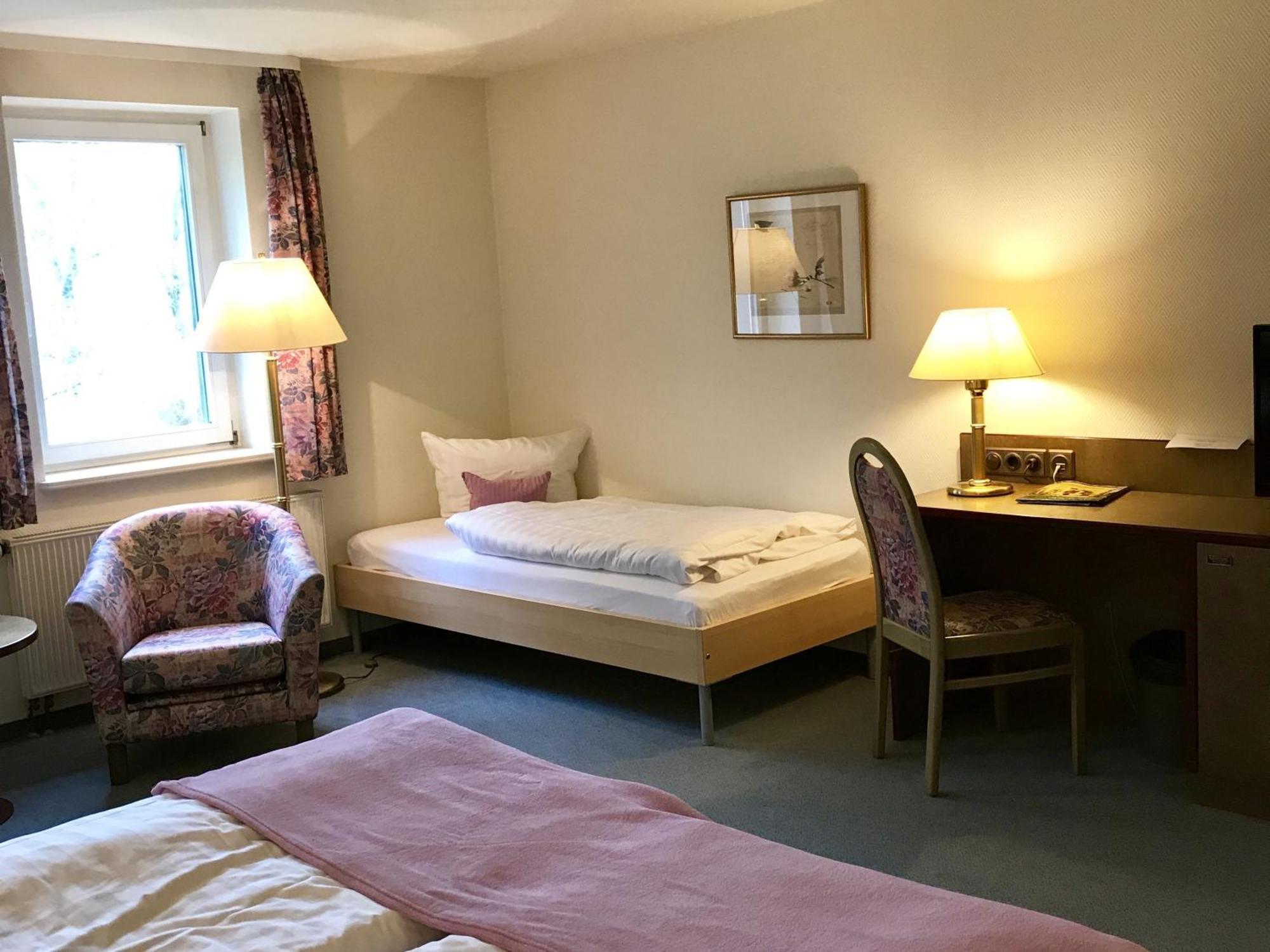 Görlitz Dein Gutshof Hotel & Ferienwohnungen חדר תמונה
