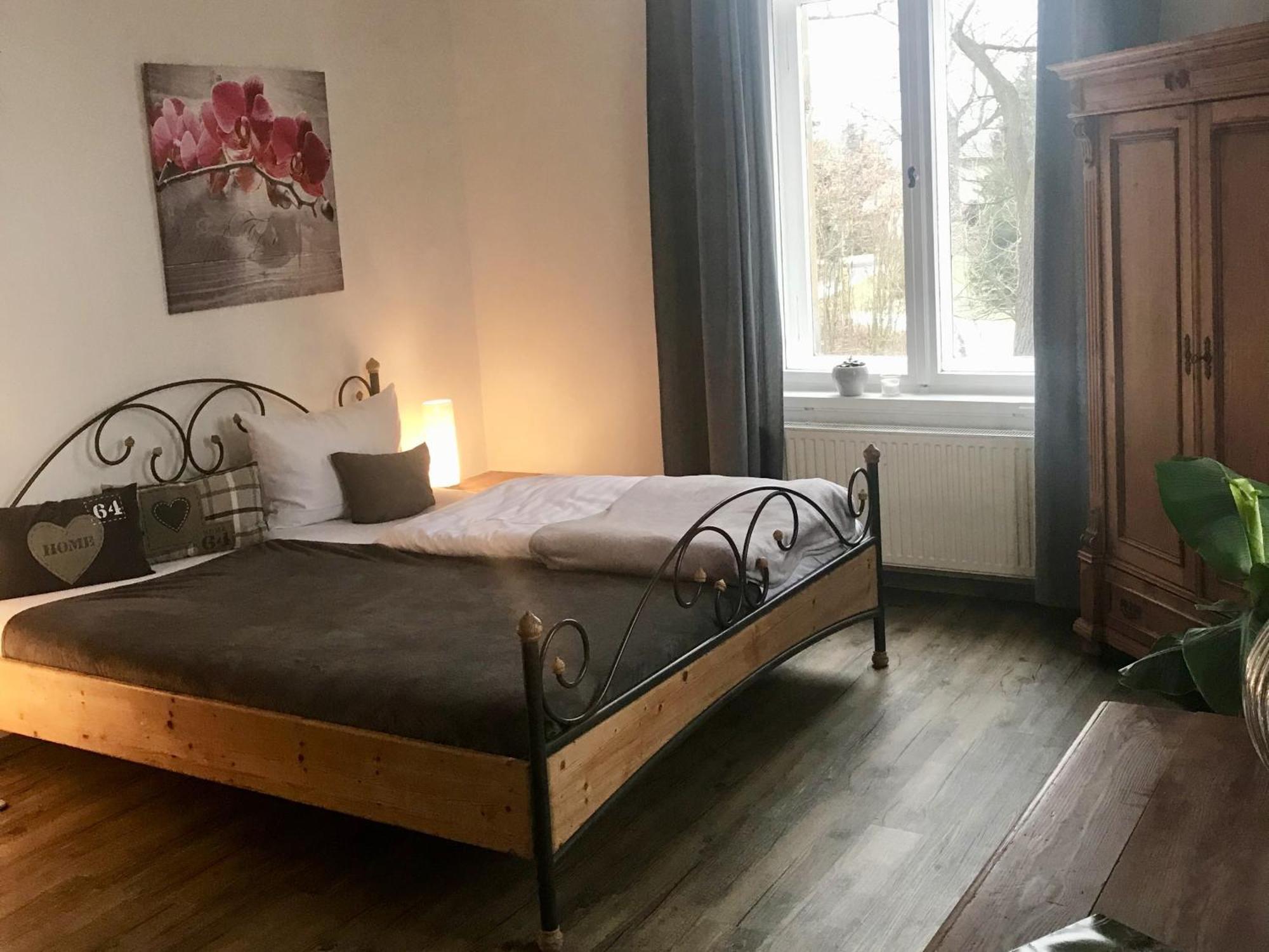 Görlitz Dein Gutshof Hotel & Ferienwohnungen חדר תמונה