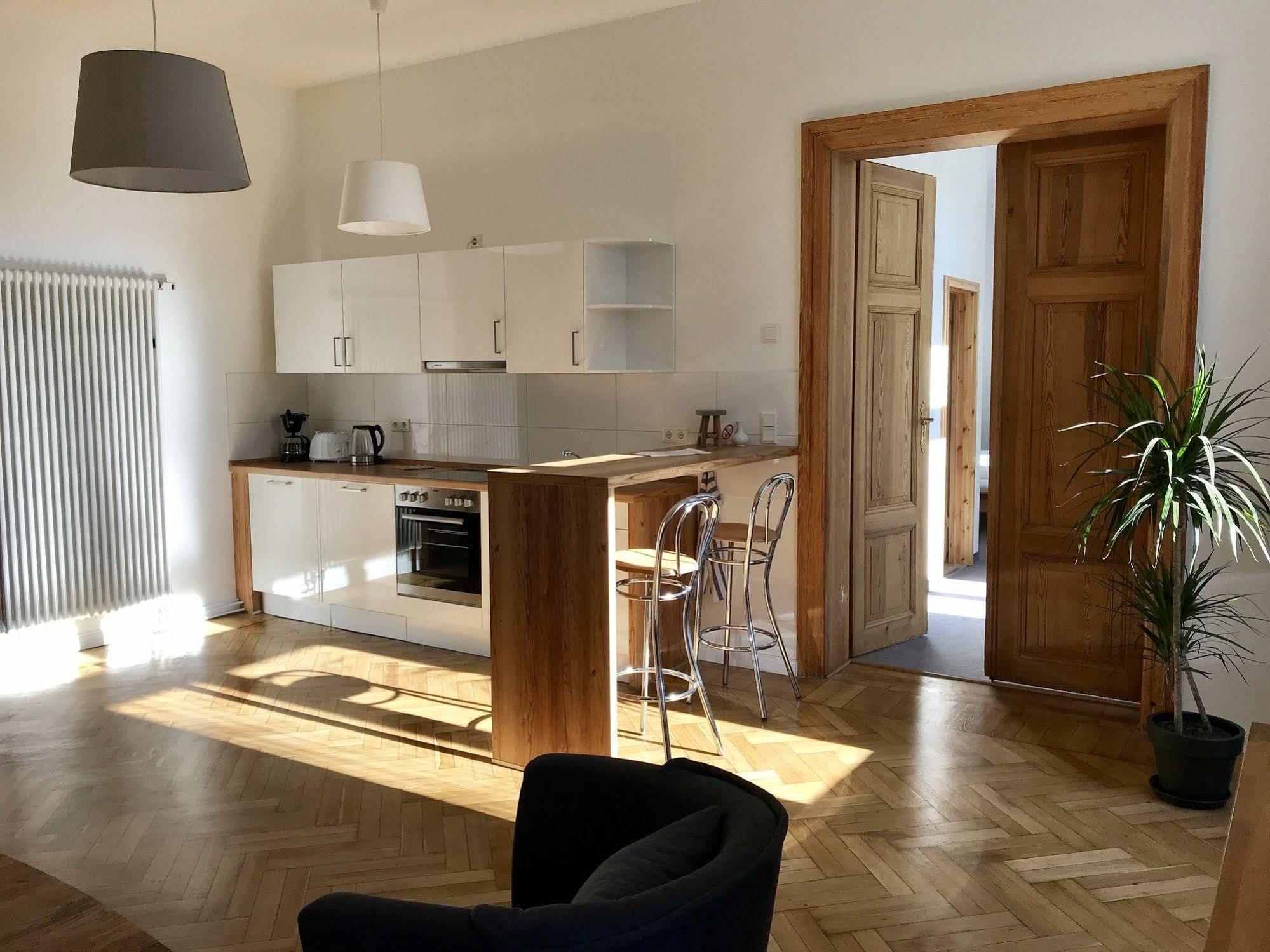 Görlitz Dein Gutshof Hotel & Ferienwohnungen מראה חיצוני תמונה