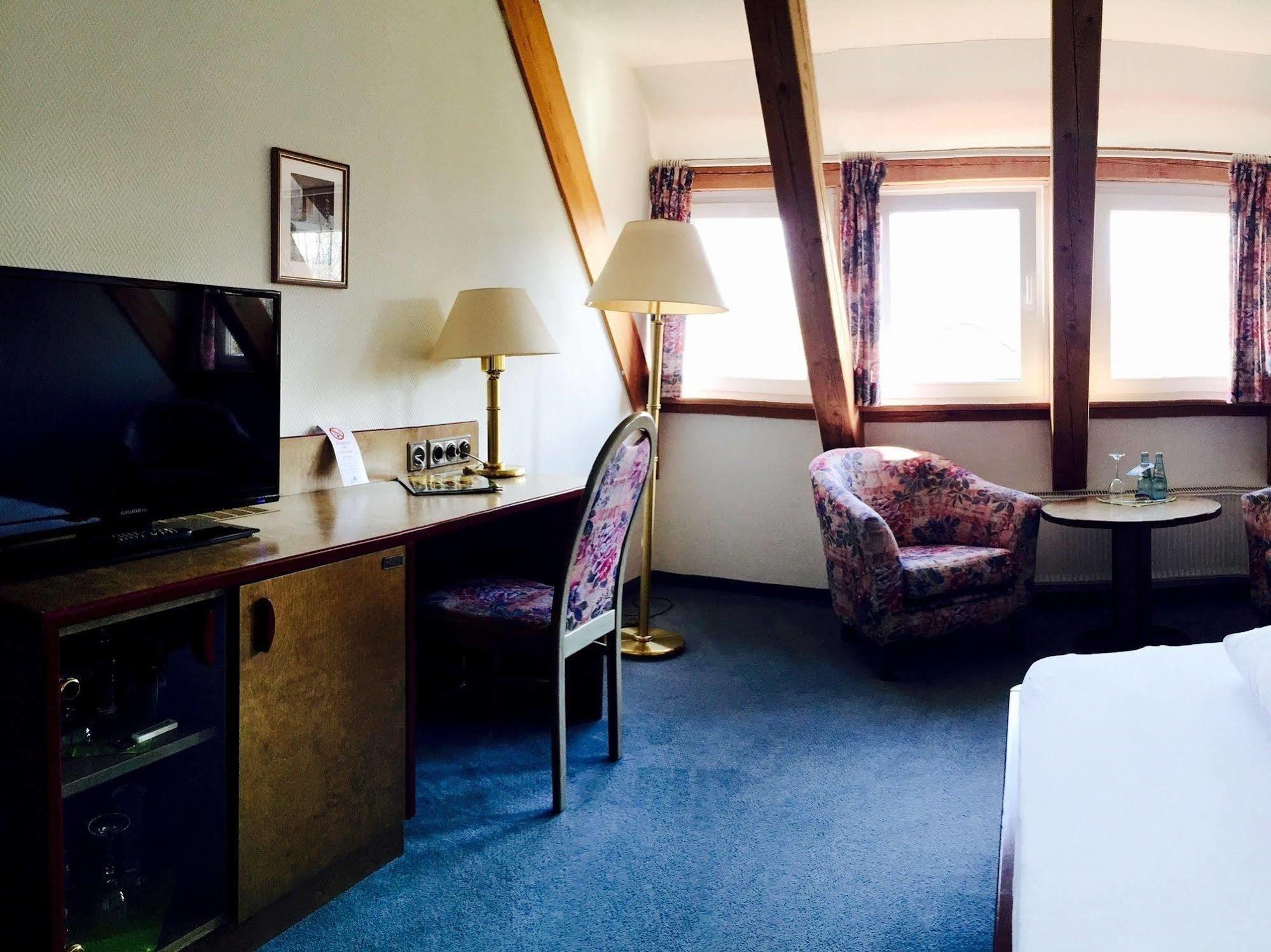 Görlitz Dein Gutshof Hotel & Ferienwohnungen מראה חיצוני תמונה